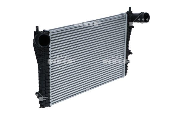 Радиатор интеркулера VW Passat/Sharan/Tiguan 1.4-2.0D 05-