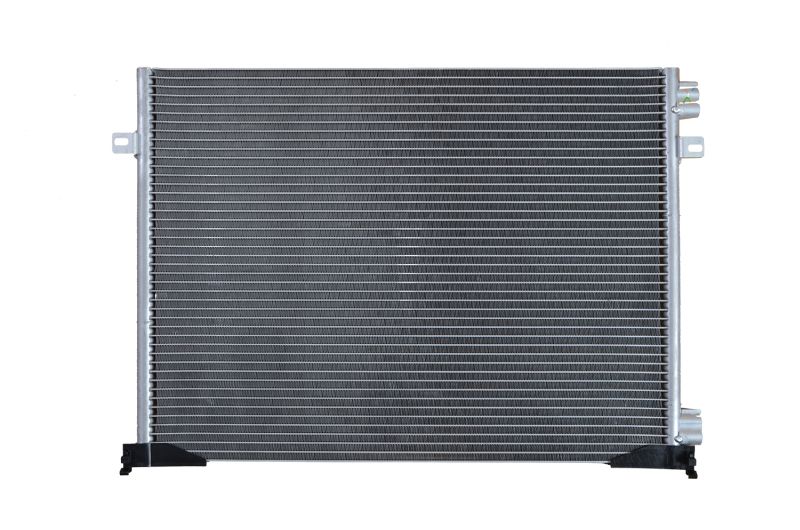 Радиатор кондиционера Renault Trafic 1.9 dCI/2.0 01-