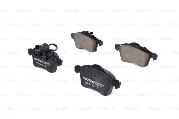 Колодки тормозные (передние) VW T4 90-03 R15 (+датчик)